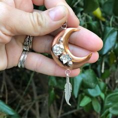 Working with New Metals This year! Hope to work with Gold by January🤗🌈. This will be added to the shop on Tuesday. The next Shop update. 11/27 Waiting on some Rose gold Filled Figure 8 chain to hang this Hollow formed Crescent 🌙 moon, with sterling silver casted succulents on! • • • • Loving mixed Metals! What do you think of Mixed Metals? • • • 🌙 #wip #cresentmoon #fullmoon #celestial #celestialjewelry #succulents #succulentjewelry #succlover #moongazer #moonlover #fullmoontonight #... Succulent Jewelry, Figure 8, Celestial Jewelry