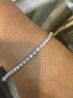 Elegant Aaa Quality Tennis Bracelet For Anniversary, Gemstone Diamond Ring, Flexible Bracelet, Diamond Jewelry Store, Diamond Tennis Bracelet, Stacked Jewelry, Tennis Bracelet Diamond, Silver Accessories, Best Diamond