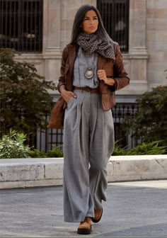 Gray Outfit, Look Boho Chic, Mode Casual, Mode Vintage, Look Fashion