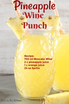 Pineapple Wine, Wine Punch, Cocktail Drinks Alcoholic, Punch Drinks, Mixed Drinks Alcohol, Yummy Alcoholic Drinks, Liquor Drinks, Punch Recipe