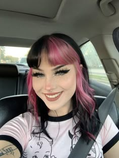 Half Color Half Black Hair, Split Pink And Black Hair, Light Pink And Black Split Dye, Blue Hair Pink Bangs, Front Half Of Hair Dyed, Pink Hair Streaks With Bangs, Trendy Dyed Hair 2023, Color Block Purple Hair, Black Pink Split Dye