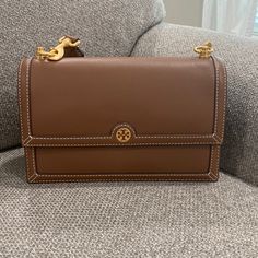 Tory Burch Bag In Excellent Condition. Inside Is Perfect - No Stains, No Wear. Only Worn A Few Times. There Are Tiny Indentations On One Corner, Please See Last Photo. Can Be Worn Shoulder Or Crossbody Style By Adjusting The Straps. This Is No Longer Available On The Tory Burch Website. Tory Burch Shoulder Bag, Tory Burch Bags, Tory Burch Bag, Tory Burch, Shoulder Bags, Bag Lady, Shoulder Bag, Women Shopping, How To Wear