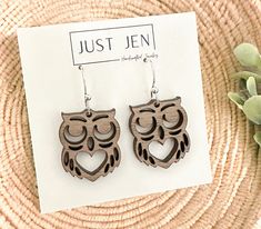 *Owl earrings *Walnut wood  *Double-sided! *Nickel-free earring hooks *Approximately 1" *Lightweight and comfy! Wood Owls, Laser Cut Ideas, Owl Earrings, Nickel Free Earrings, Earring Ideas, Laser Printer, Earring Hooks, Acrylic Earrings, Handmade Wood