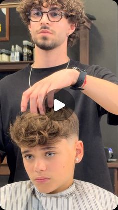 Alex Giannone✨💈 on Instagram Fluffy Fringe Haircut Boys, Best Boy Haircuts 2024, Mid Fade Fluffy Fringe, Haircut Boys 2024, Boy Teen Haircut, Cool Boy Hairstyles, How To Style Boys Hair, Baseball Flow Haircut, Boys Haircut 2024