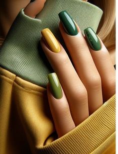 Light Green Manicure, Shades Of Green Nails, Green Nail Art Designs, Manicured Nails, Unghie Nail Art, Nails Arts, Wow Nails