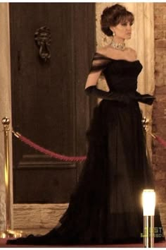 coquette aesthetic retro y2k vintage 2000s 90s old money Ball Gown Black, Off The Shoulder Prom Dresses, Look Gatsby, Black Birthday Party, Vintage Ball Gown, Birthday Party Dresses, Vintage Ball Gowns, Prom Dress Inspo, Dresses Off The Shoulder