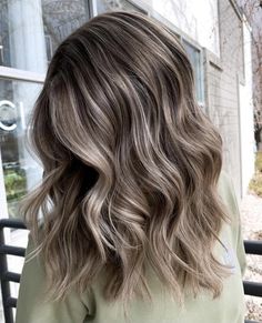 Brown With Blonde Hair Ideas, Ash Bayalage Brunette, Hair For Pink Skin Tone, Lived In Blonde Ash, Level 6 Ash Blonde, Brunette Balayage Hair With Blonde, Babylights Ash Blonde, Bronde Haircolor Babylights, Mousy Brown Hair With Blonde Highlights