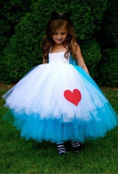 Alice in Wonderland Tutu Dress Preorder Diy Kostüm, Chur, Tutu Costumes, Cute Costumes, Wonderland Party, Flower Girls