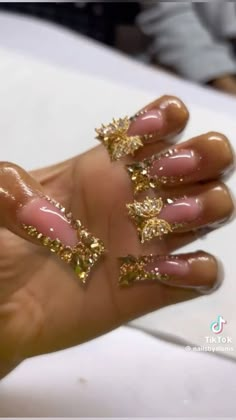 Gold Duck Nails, Gold Nails Prom, Acrylic Toe Nails, Duck Nails, Really Cute Nails, Long Acrylic Nails Coffin