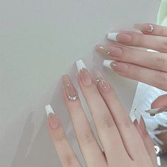 Style2: Medium, Wearable Gels Nail, Shaping Nails, Nail Art Blanc, 2016 Nails, Nails Gels, Nail Shaping, Rhinestones Nails, Nail Simple, Acrylics Nails