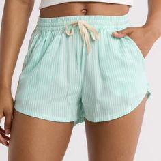 Brand New With Tags Billabong Pipe Line Shorts In Spearmint And White Striped Print Drawstring Flowy Comfortable Beach Front Pockets Add Extra Functionality To These Drawstring Shorts Made Of Soft And Sturdy Cotton For Comfortable Wear. Drawstring Waist 100% Cotton Machine Wash, Line Dry Bundle And Save Offers Always Welcome! Beachy Shorts, Beachy Clothes, Thrift Ideas, Billabong Shorts, Beach Color, School Fits, Printed Drawstring, Drawstring Shorts, Billabong