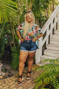 Resort Look, High Waist Shorts, Denim Material, Way Down, High Waisted Shorts, Plus Size Fashion, Casual Style, High Waist, Fashion Accessories