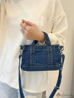 BirdinBag - Compact Denim Square Bag - Sleek and Portable Jeans Bags Ideas, Diy Clothes And Shoes, Colorful Handbags, Denim Handbags, Best Purses, Styles P, Denim Tote, Jeans Bag, Square Bag