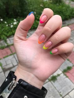 Colour Nail Ideas, Green Nails Summer, Blue And Green Nails, Rodeo Nails, Multicolored Nails, Colors Nails, Beauty Hacks Nails, Wow Nails, Romantic Nails