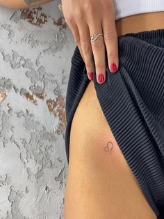 Leo Hip Tattoos Leo Tattoo On Finger, Small Leo Tattoo Zodiac Ideas, Star Sign Tattoos Leo, Leo Hip Tattoo, Lion Star Sign Tattoo, Leo Tattoo Symbol, Feminine Leo Tattoos, Leo Tattoos Zodiac