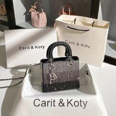 Petit sac à bandoulière carré pour femme , nickel é d'eau, diamant JOPortable, robe de banquet, One Initiated, printemps et été, nouveau 55.18€ 45% de réduction| act naw #love #Crossbodybag #Handbag #Handbags #LuxBag #Handbaglover #Handbagaddict #Baglover #Bagaddict #onlinevendor#fashion #fashionblogger #mode #bag #bags #handbag #handbags Banquet Dress, Banquet Dresses, Dress One Shoulder, Diamond Chain, Square Bag, Dress First, Women's Bag, One Shoulder