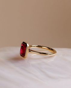 Red Garnet Gemstone Ring, Bezel Set Engagement Ring, Emerald Shape Wedding Ring, Solitaire Ring, 14K Solid Gold Ring, Promise / Propose Ring - Etsy Canada Red Ruby Engagement Ring, Ruby Gold Ring, Ruby Engagement Ring Vintage, Wedding Ring Solitaire, Propose Ring, Bezel Set Engagement Ring, Garnet Engagement Ring, Engagement Ring Emerald, Red Garnet Ring