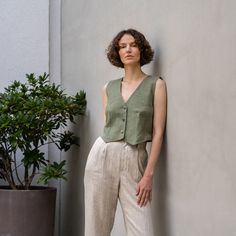 Woman Vest Outfit, Gilet Outfit Women, Green Vest Outfit, Vest Top Outfits, Gilet Outfit, Vest Outfits For Women, Tailored Vest, Formal Vest, Linen Vest