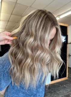 Full Highlights Bronde, Soft Sandy Blonde Hair, Worn In Blonde Hair, Blonde Highlights On Brown Hair With Money Piece, A Lot Of Blonde Highlights On Brown Hair, Sand Blonde Hair, Sand Blonde, Blonde Light Brown Hair, Blonde Hair For Brunettes