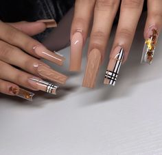 Shiny Nails Designs, Brown Acrylic Nails, Glitter Nails Acrylic, Hd Lace Wig, Hello Nails, Diy Acrylic Nails, Pink Nail Art, Short Square Acrylic Nails