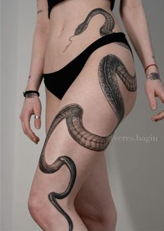 Full Body Snake Tattoo Woman, Skeleton And Snake Tattoo, Black Out Snake Tattoo, Snake Going Up Leg Tattoo, Snake Tattoo Designs For Women, Tattoo Of Snake, Snake Around Thigh Tattoo, Grunge Snake Tattoo, Mushroom Back Tattoo