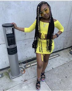 Baddie Closet, Summer Club Outfits, Clubbing Outfits Nightclub, Hairstyles And Makeup, Golden Fashion, Girly Swag, Mommy Goals, Lit Outfits, Mini Dress Outfits