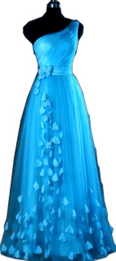 Blue Tulle Gown For Quinceanera, Blue Tulle Gown For Debutante Ball, Blue Quinceanera Dresses With Sweep Train, Blue Tulle Evening Dress For Prom, Royal Blue Tulle Dress For Debutante Ball, Blue Sweep Train Dress For Quinceanera, Blue Sweetheart Neckline Evening Dress For Quinceanera, Blue Floor-length Evening Dress For Debutante Ball, Blue Tulle Ball Gown For Prom