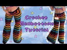 the crochet bell bottoms pattern is shown in two different colors and has stars on it