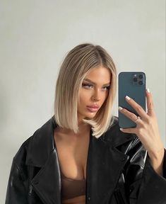 Beige Blonde Bob Hair, Shorts Blonde Hair, Short Creamy Blonde Hair, Natural Blonde Bob, Long Bob Blond, Milky Blonde Hair, Bob Blonde Hair, Straight Blonde Bob, Blond Short Hair