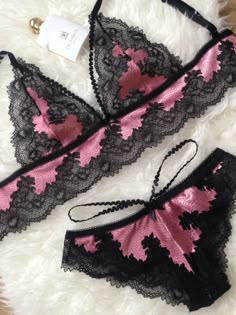 Lingerie Inspiration, Lingerie Outfits, Wedding Lingerie, Pretty Lingerie, Dolce E Gabbana, Luxury Lingerie