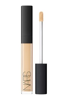 Correctores de ojeras que son (casi) mejores que 8 horas de sueño Nars Concealer, Nars Radiant, Radiant Creamy Concealer, Nars Radiant Creamy Concealer, Concealer Shades, Smoky Eyes, Creamy Concealer, Too Faced Concealer, Makeup Wishlist