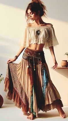 Witchy Boho Fashion, Boho Core, Boho Lookbook, Boho Attire, Boho Halter Top, Look Boho Chic, Fest Outfits, Mode Hippie, Stil Boho