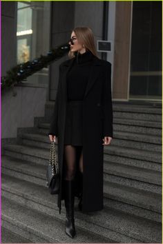 Cloud Sassy Hawaiian Dress  #madeinhawaii #hawaiian Fall Outfits Chic Classy, Smart Outfits For Women Classy, Long Coat And Boots Outfit, Women Black Outfit Classy, Full Chanel Outfit, Feyre Outfit Casual, Formal Holiday Outfit, Rich Women Style, Black Pea Coat Outfits Women