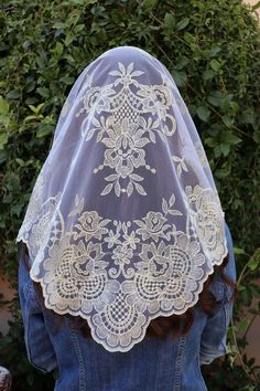 Gold on White Eva Chapel Veil #8325 Exquisite - imported from Barcelona Catholic Veils, Embroidered Veil, Italian Flowers, Lace Mantilla, Mantilla Veil, Head Coverings, Short Veil, Beautiful Veil, Chapel Veil