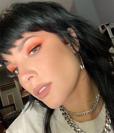 Halsey Nightmare, Orange Eyeshadow Looks, Coachella Makeup, Concert Makeup, Orange Eyeshadow, Orange Makeup, Celebrity Makeup Looks, Eyeshadow For Brown Eyes, Liquid Makeup