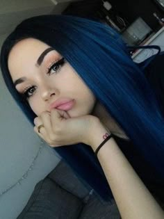 Blue Hair Color Ideas, Midnight Blue Hair, Blue Hair Color, The Trend Spotter, Blue Black Hair, Dark Blue Hair, Maggie Lindemann, Hair Color For Women