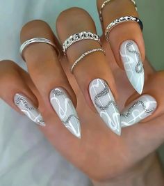 Summer Pointy Nails, Kylie Nails, Cute Simple Nails, Subtle Nails, Long Nail Designs, Nails Now, Pointed Nails, Soft Nails