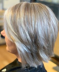 Gray Hair Style With Golden Highlights Low Lights For Grey Hair Over 50, Cindy Hattersley, Gray Hairstyles, Short White Hair, Golden Highlights, Gorgeous Hairstyles, Transition To Gray Hair