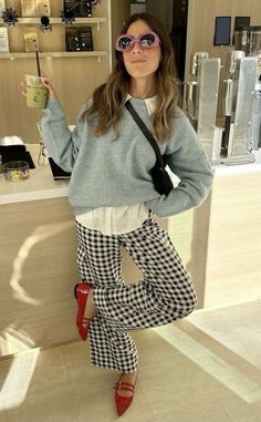 Colorful Slacks Outfit, Scotland Style, Wishlist Summer, Teacher Outfit Ideas, Office Ootd, 2024 Fits, Clean Fits, Teacher Outfits Fall, Pa School