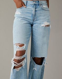 I'm sharing the love with you! Check out the cool stuff I just found at AEO: https://www.ae.com/us/ap/p/0437_4852_916 Outfits For Mom Jeans, Preppy Ripped Jeans, Outfits For San Antonio Texas, 2024 Summer Outfits For Women, Summer Outfits Mom Style, Casual Summer Date Outfit, Wide Leg Jeans Outfit Spring, Ae Mom Jeans, Must Have Tops