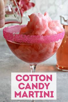 Cotton Candy Mixed Drink, Pink Drink Ideas Alcoholic, Cotton Candy Drinks Alcohol, Circus Cocktails, Cotton Candy Vodka