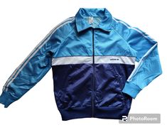 Beautiful vintage Adidas tracksuit jacket from the 70s in shiny blue New condition!! Fitted cut Size M adult Armpit width 56 cm Length 66 cm Shipping worldwide by Express Adidas Vintage Jacket, Adidas Tracksuit, Adidas Vintage, Tracksuit Jacket, Vintage Adidas, Vintage Jacket, Sport Fitness, Art Collection, Bathing Beauties