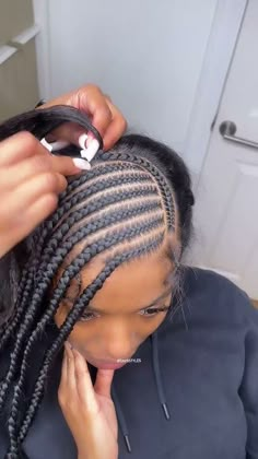 Lemonade Braids Natural Hair, Lemonade Hairstyle, Lemonade Braids Tutorial, How To Do Lemonade Braids, Cute Lemonade Braids, Hair Plats, Fulani Braid, Lemon Fulani Braids, Fulani Lemonade Braids