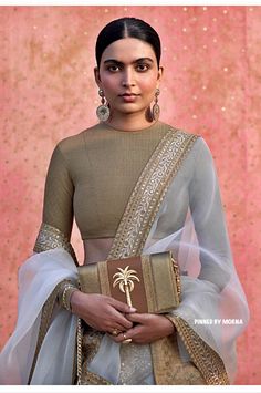 Fancy Lehengas, South Asian Fashion, Asian Couture, Sarees Bridal, Sabyasachi Mukherjee, Anamika Khanna, Fancy Sarees Party Wear, Indian Look, Of Sarees