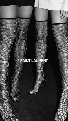 Saint Laurent Aesthetic, Ysl Aesthetic, Stile Kendall Jenner, Stile Blair Waldorf, Shotting Photo, Model Aesthetic, I'm With The Band, Black And White Aesthetic, Black N White