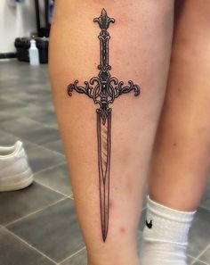 Dagger Tattoo Ideas, Feminine Dagger Tattoo, Wing Tattoo Men, Tattoo Artist Tattoo, Artist Tattoo, Inspiration Tattoo, Tattoo Cover Up, Dagger Tattoo, Up Tattoos