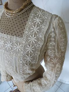 Edwardian Blouse, ca. 1908 1909 Fashion, Edwardian Costumes, Edwardian Blouse, Linens And Lace, Handmade Lace