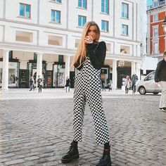 Outfits For Early Spring, Olivia Frost, Swag Fashion, Cute Christmas Outfits, Fashion And Style, Casual Street Style, Early Spring, Fashion Killa, Outfits Casuales