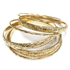 Gold Bangles Design Unique Latest, Bangles Jewelry Designs Gold, Gold Bangles Set, Xoxo Jewelry, Bangle Stack, Jewellery Bangles, Gold Bangle Set