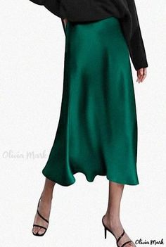 Olivia Mark - Elegant Satin Maxi Skirt with High Waist in Solid Color Silk featuring Double-sided Satin Finish and a Stylish Mermaid Hem Pink Midi Skirt, Satin Maxi Skirt, Fishtail Skirt, Brown Outfit, Floral Midi Skirt, Satin Maxi, Mid Length Skirts, Straight Leg Denim, Style Mistakes